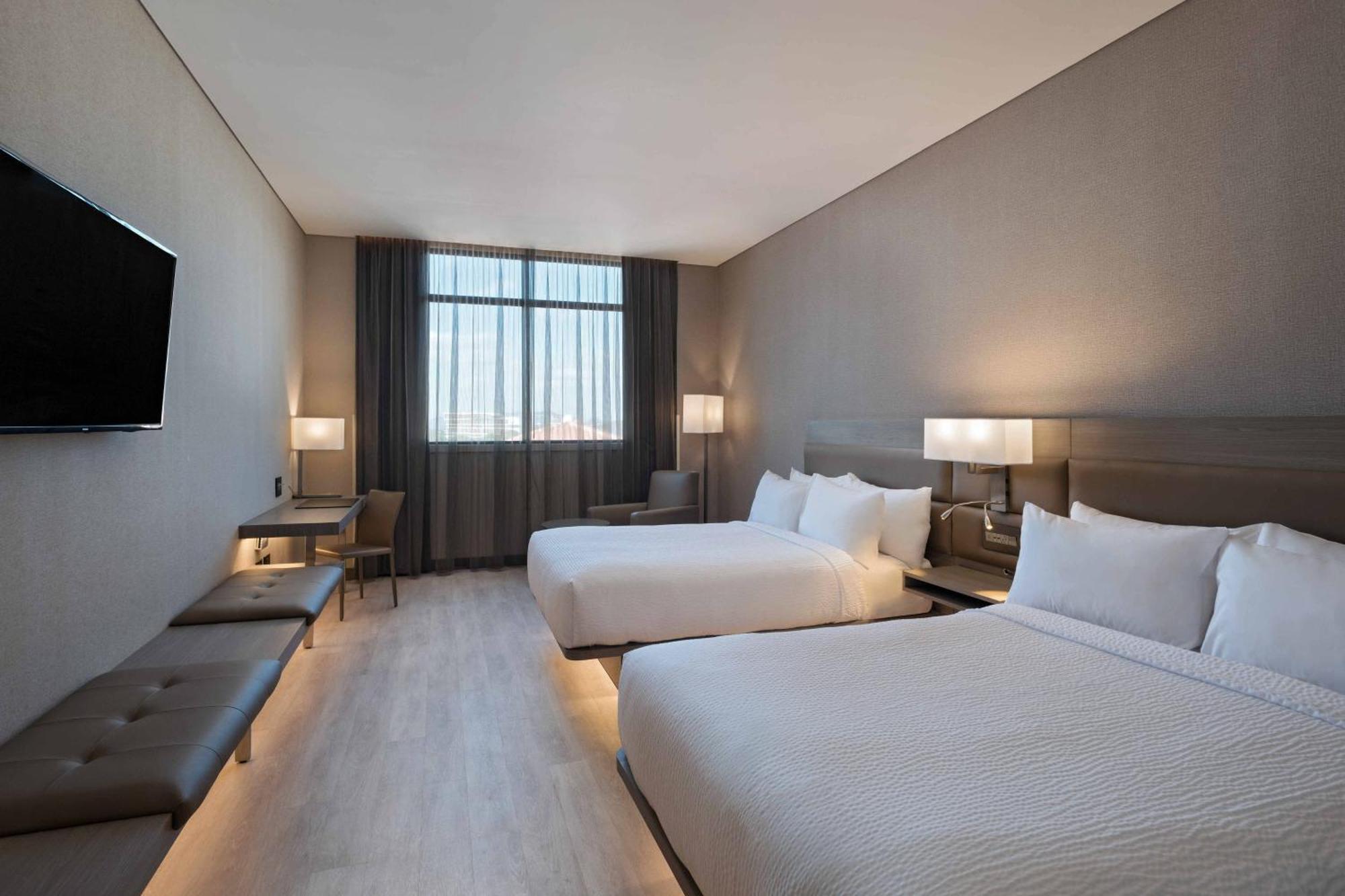 เอซี โฮเต็ล กัวเตมาลาซิตี้ Hotel Guatemala City ภายนอก รูปภาพ